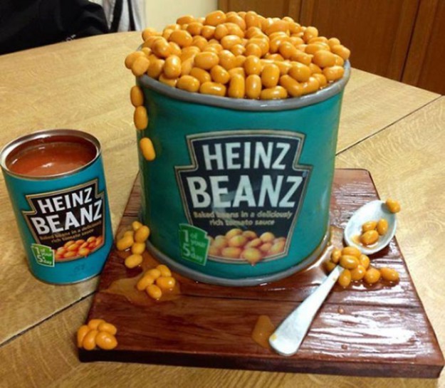 9196760-R3L8T8D-650-Heinz-Beans-Creative-Cool-and-Cutest-Cakes