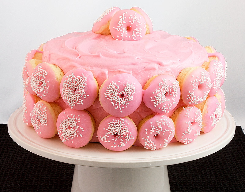 Сделать розовый торт. Тортики красивые розовые. Торт для девочки в розовых тонах. Торт для девушки в розовых тонах. Красивый розовый торт.